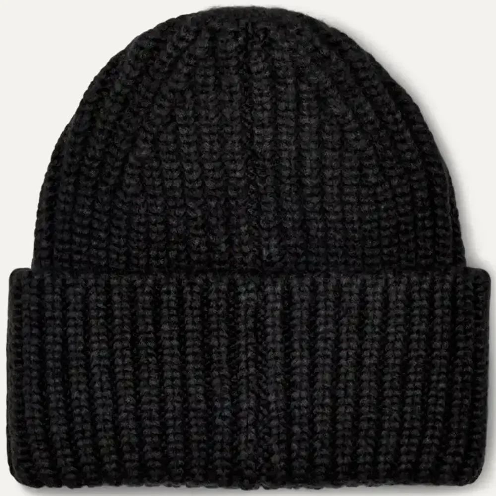 UGG Chunky Rib Beanie - Picture 2 of 3